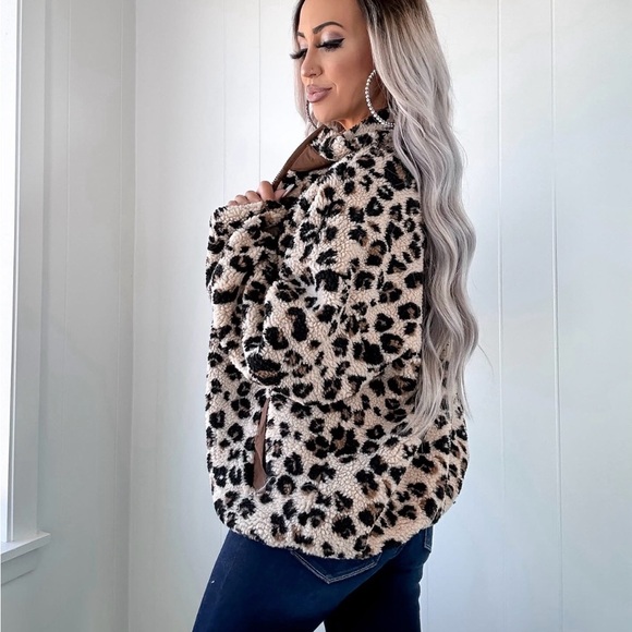 Leopard Sherpa Zip Jacket - Brown - Picture 2 of 4